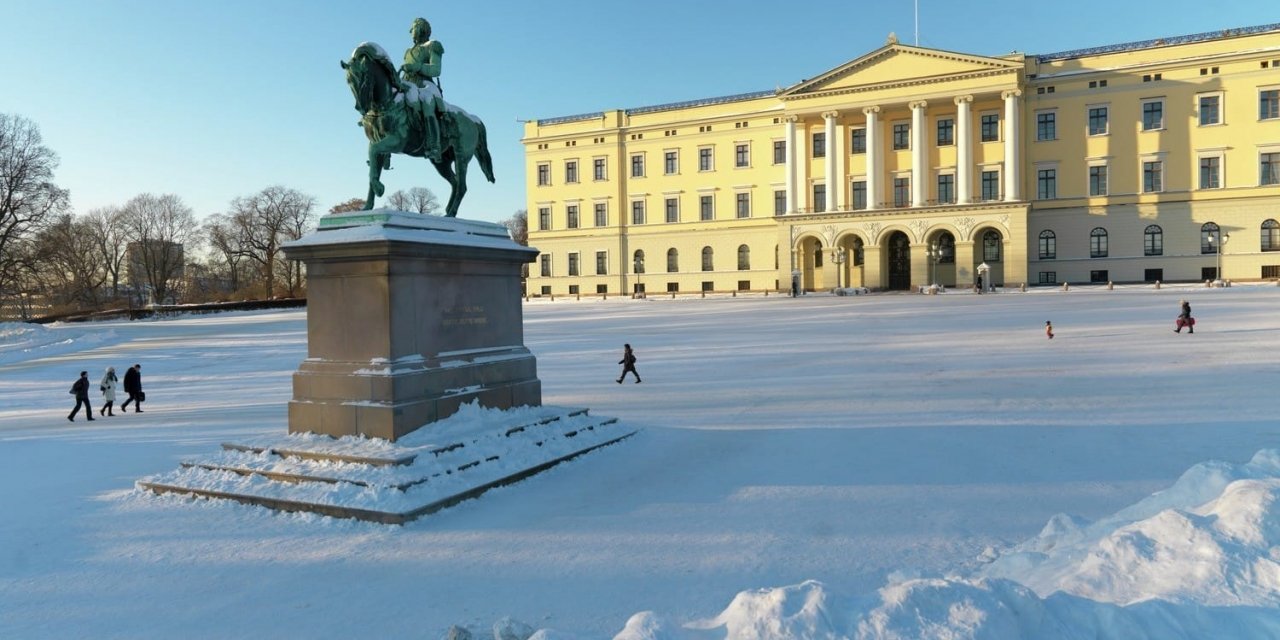 Palacio-Real-de-Oslo_Terje_Borud_Visitnorway