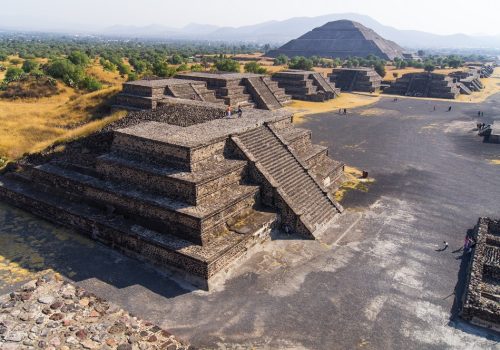 Pirâmides-de-Teotihuacán_Fiesta-Mexicana_Insight-Viagens